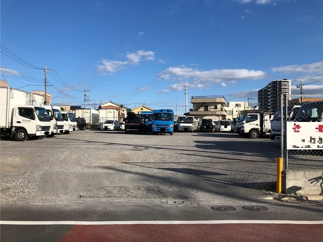 足立区北加平町　月極駐車場